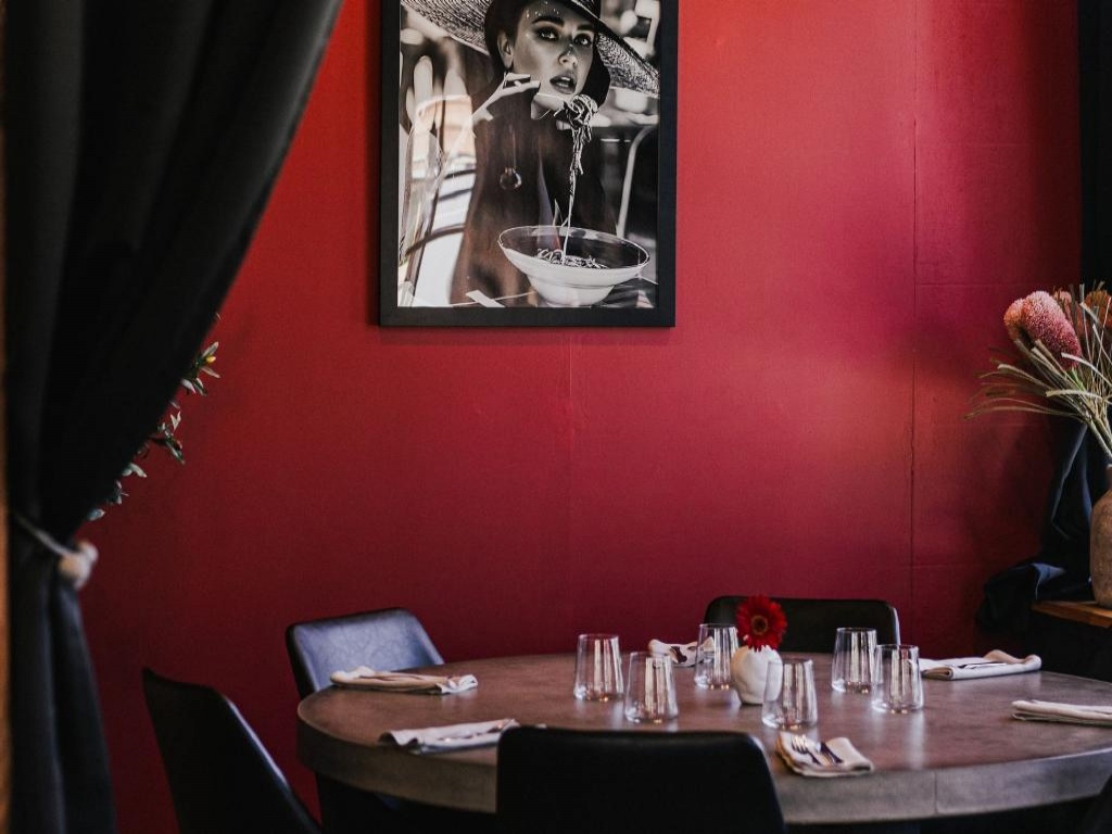 business_696_00009451